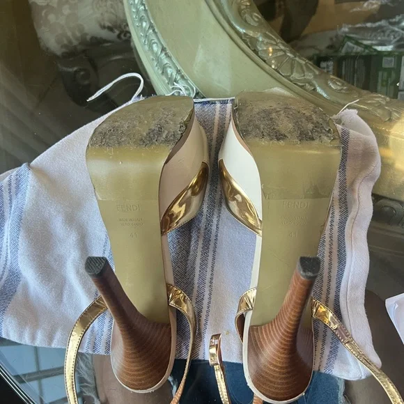 Fendi heels size 41 - Picture 5 of 7